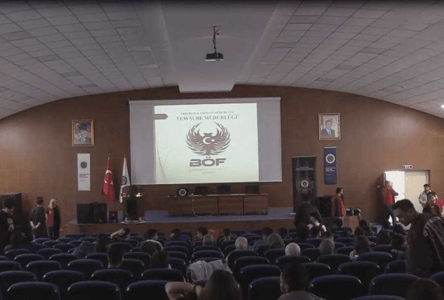 Terörle Mücadele Şube Müdürlüğünce toplamda 800 öğrenciye ulaşılmış, bilgilendirme ve önleme amaçlı etkinlikler yapılmıştır.